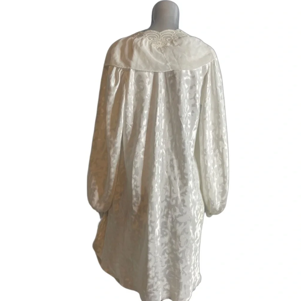 Christian Dior vintage Union Made in USA floral/paisley print/ Small night shirt - Picture 2 of 16